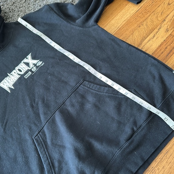 HUF x Marvel Wolverine "Weapon X" Adult Black Hoodie Comics Windsor-Smith Large - Picture 7 of 10